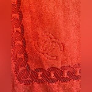 NWT CHANEL Rare collectors item large Beach towel in coral